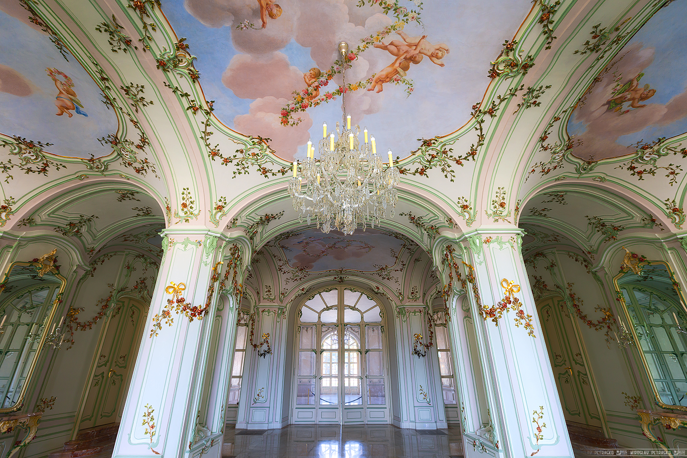 In the House of Esterházy HDRshooter