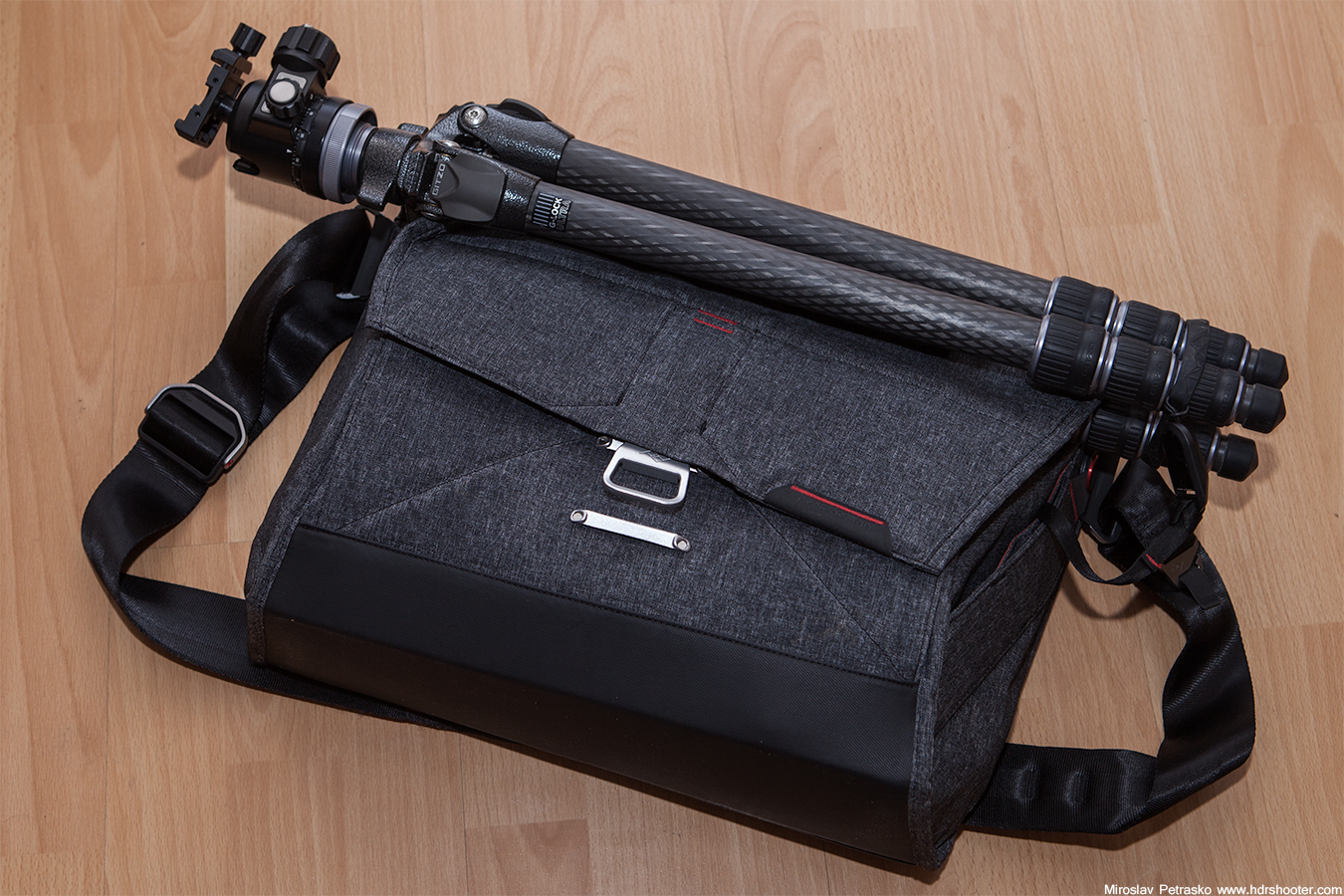 Everyday Messenger Bag review HDRshooter